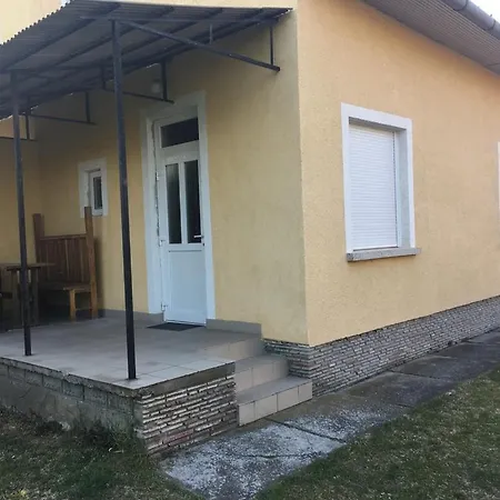 Vikrics * Balatonmáriafürdő