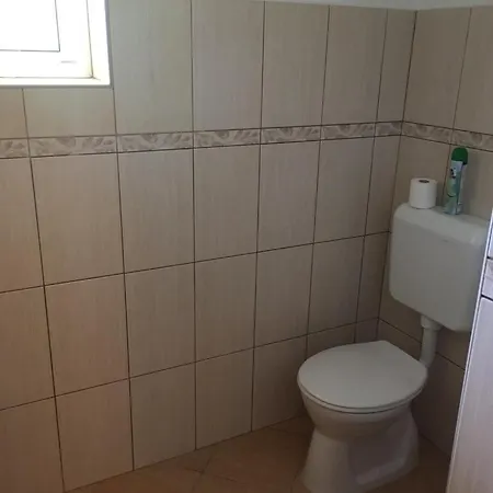 Vikrics Apartment Balatonmariafurdo