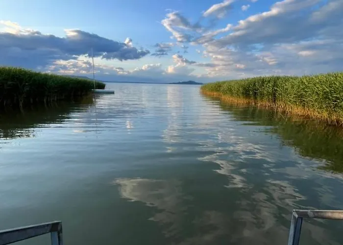 Vikrics Balatonmáriafürdő