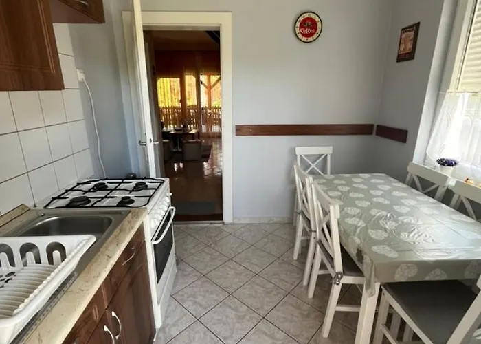 Vikrics Appartement *