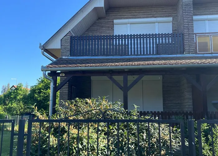 Vikrics Appartement *